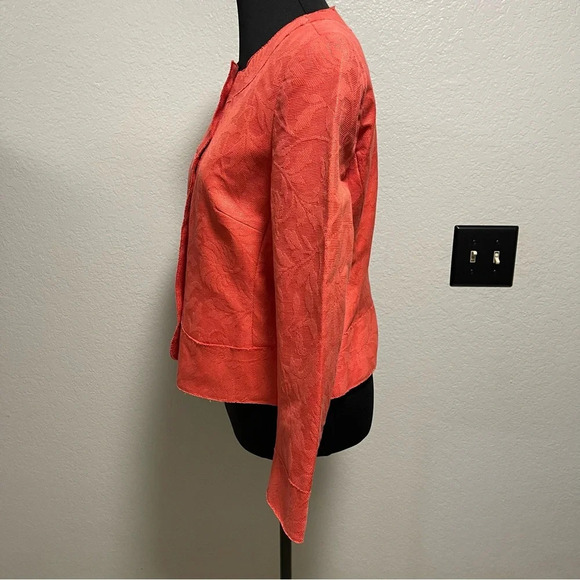 Talbots Button Down Jacket Blazer Brocade Coral Size 10 with Floral Embroidery - Picture 3 of 9